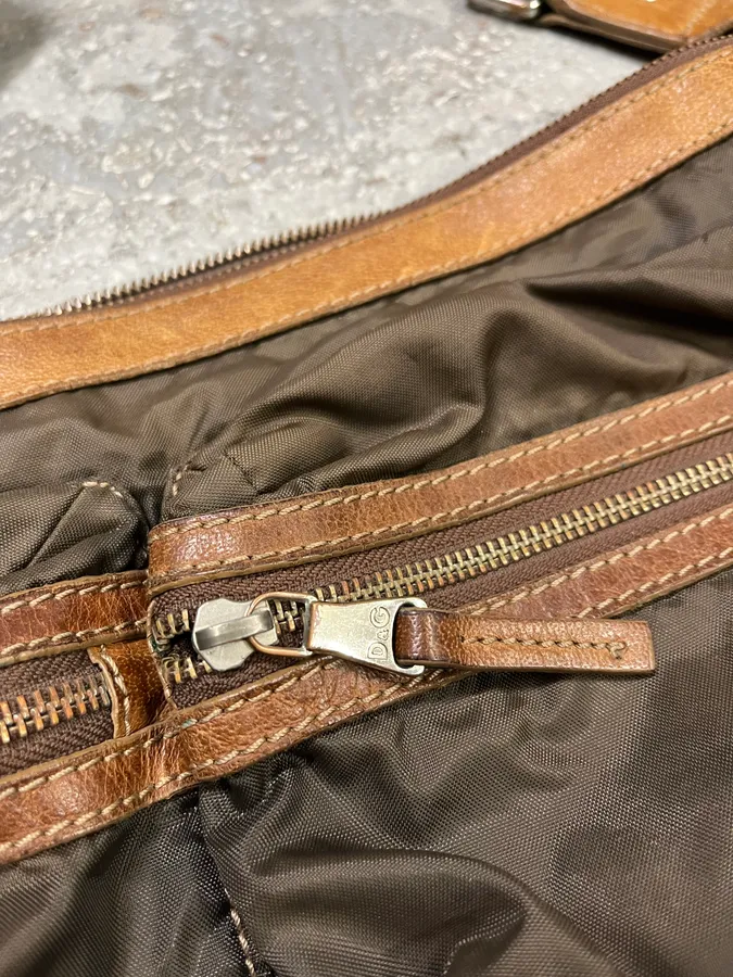2000s Dolce & Gabbana Olive Nylon Cargo Shoulder Bag - Image 7