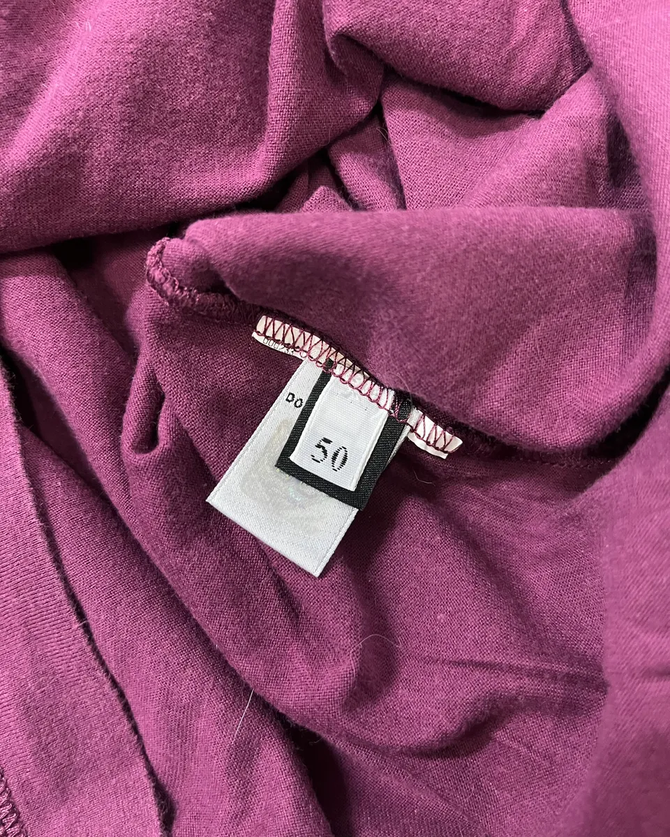2000s Dolce & Gabbana Oscar Wilde Purple T-Shirt - Image 10