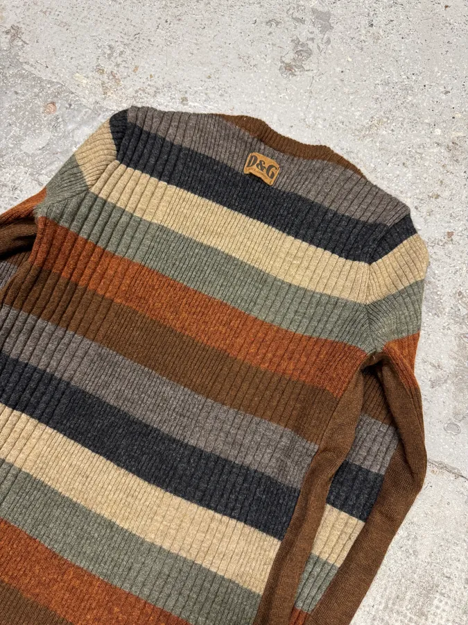 2000s Dolce & Gabbana Pastel Lines V-Neck Sweater - Image 3