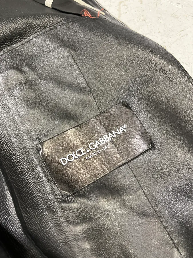2000s Dolce & Gabbana Pure Black Leather Bomber Jacket - Image 9