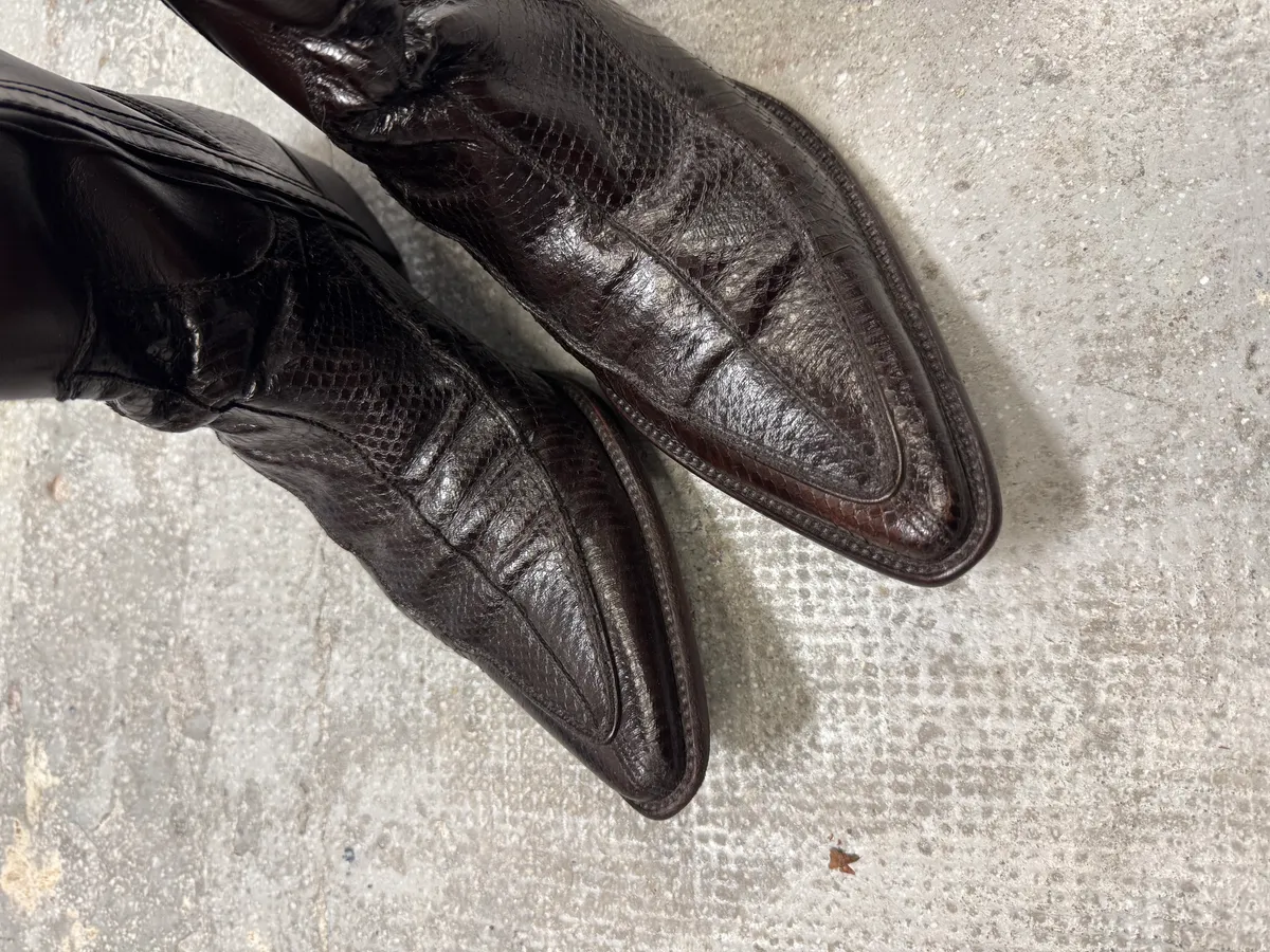 2000s Dolce & Gabbana Python Brown Leather Boots - Image 4