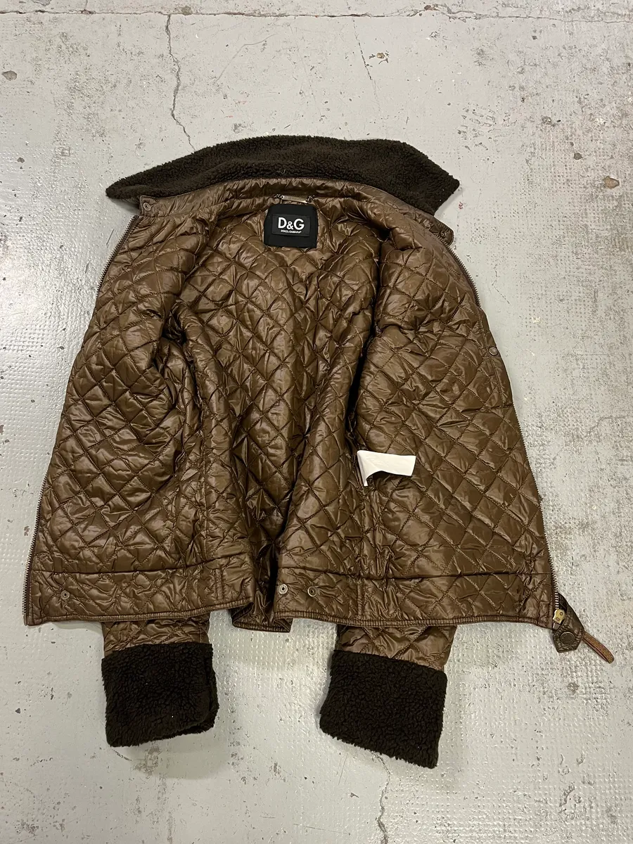 2000s Dolce & Gabbana Quilted Brown Mafia Puffer Jacket - Image 8