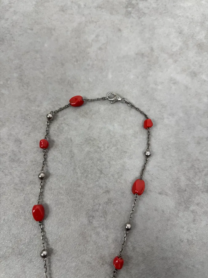 2000s Dolce & Gabbana Red Pearls Tooth Silver Necklace - Image 7