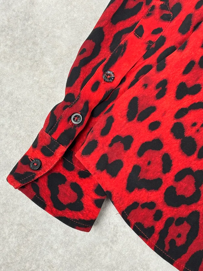 2000s Dolce & Gabbana Red Silk Leopard Print Shirt - Image 8