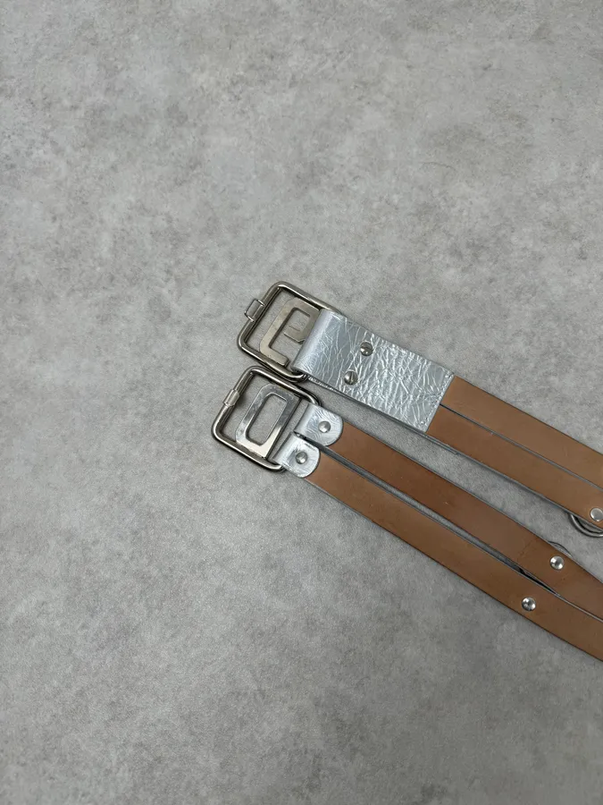 2000s Dolce & Gabbana Silver Grey Leather Buckle Belt - Image 5