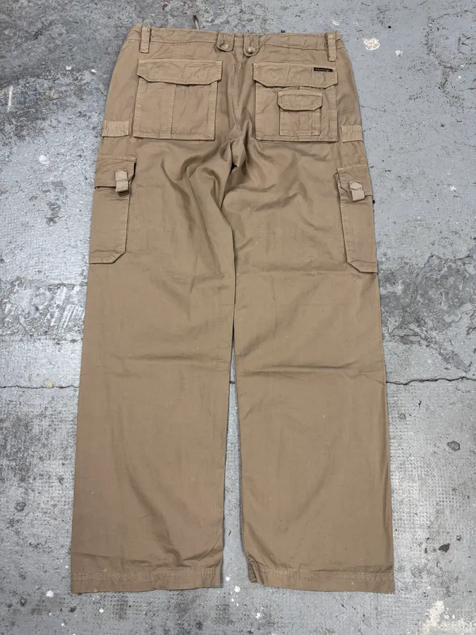 2000s Dolce & Gabbana Technical Beige Cargo Pants - Image 5