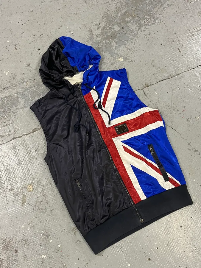 2000s Dolce & Gabbana UK Flag Hooded Vest - Image 4