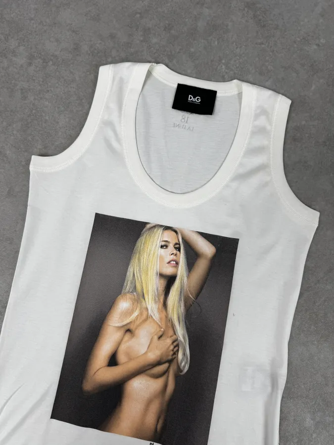 2000s Dolce & Gabbana White Claudia Schiffer Nude Portrait Tank Top - Image 5