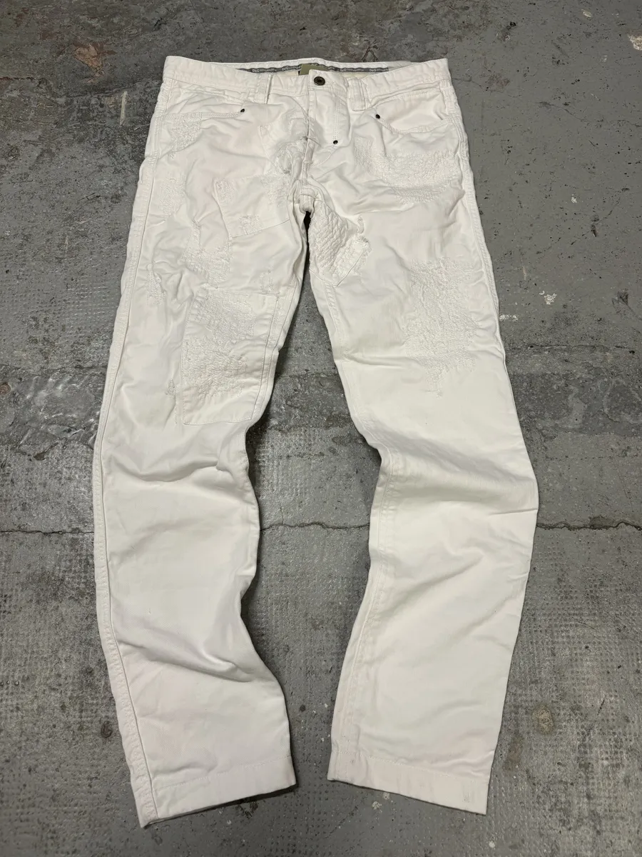 2000s Dolce & Gabbana White Destroyed Patches Denim Jeans - Image 4