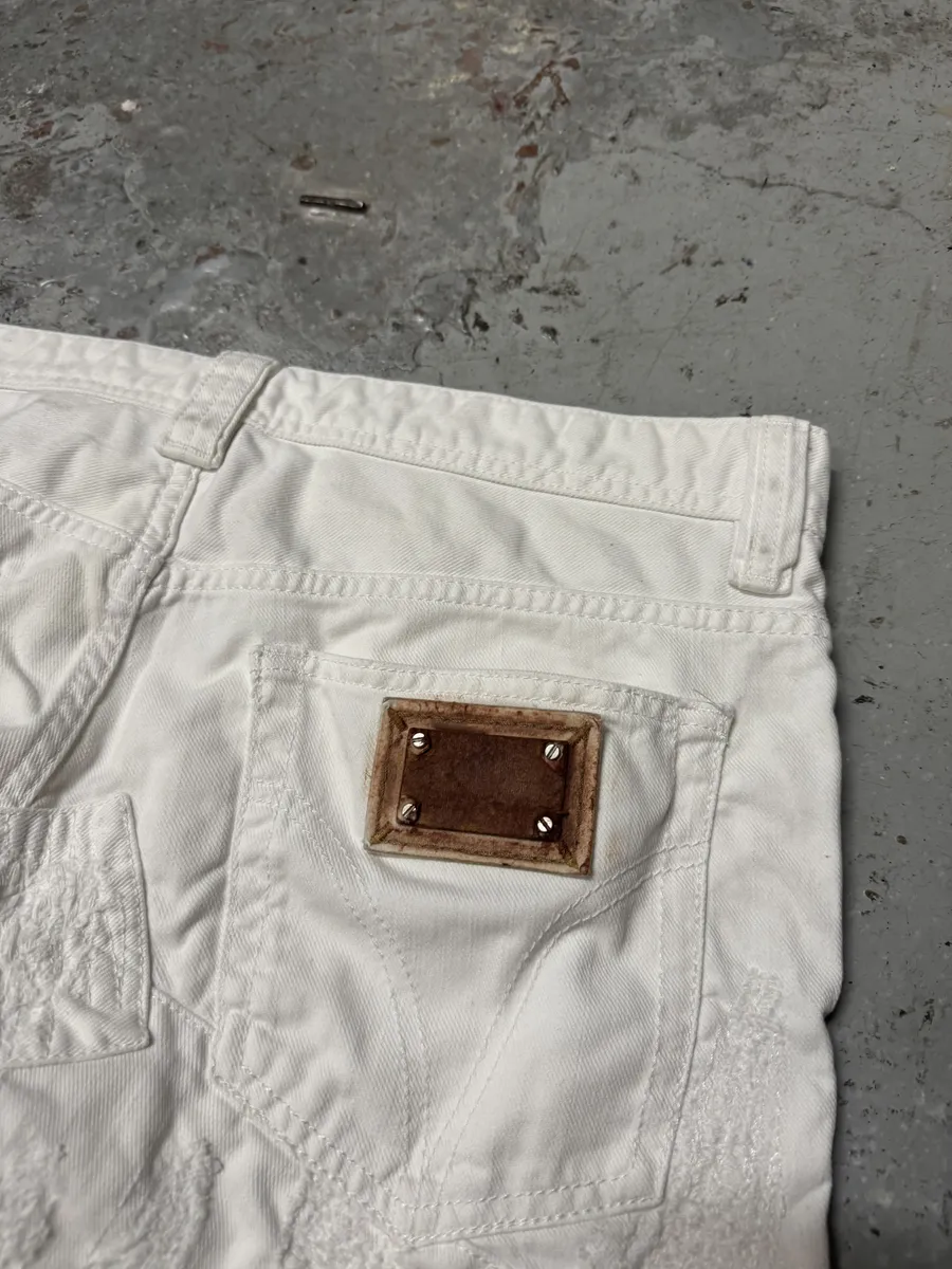 2000s Dolce & Gabbana White Destroyed Patches Denim Jeans - Image 7
