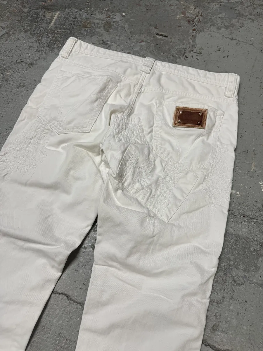 2000s Dolce & Gabbana White Destroyed Patches Denim Jeans - Image 8
