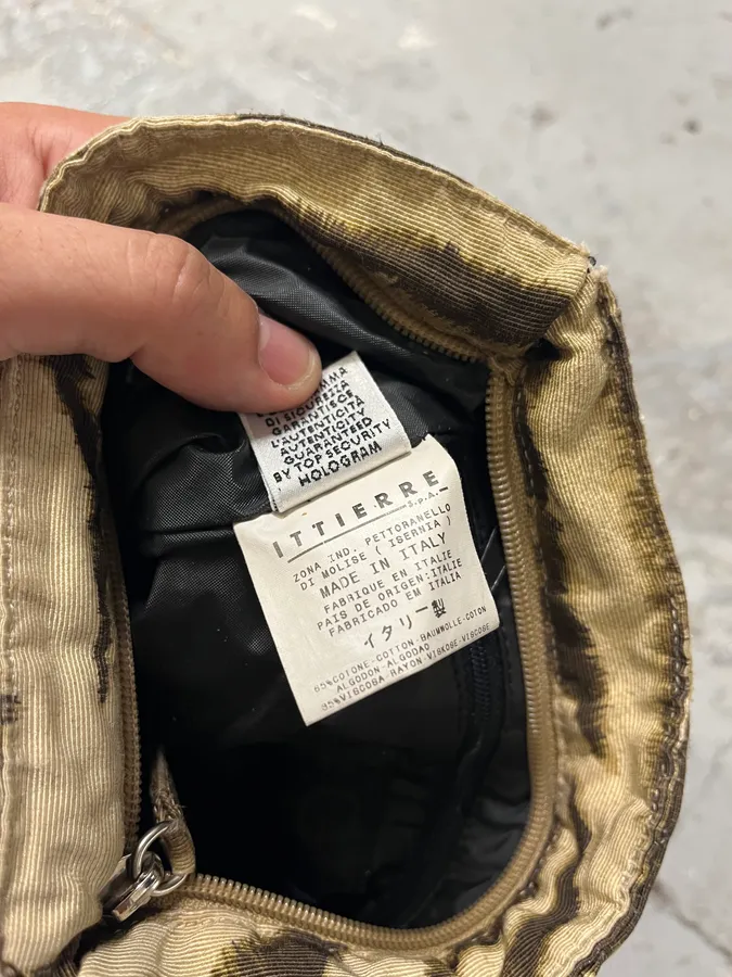 2000s Dolce & Gabbana Wild Zebra Cargo Shoulder Bag - Image 9
