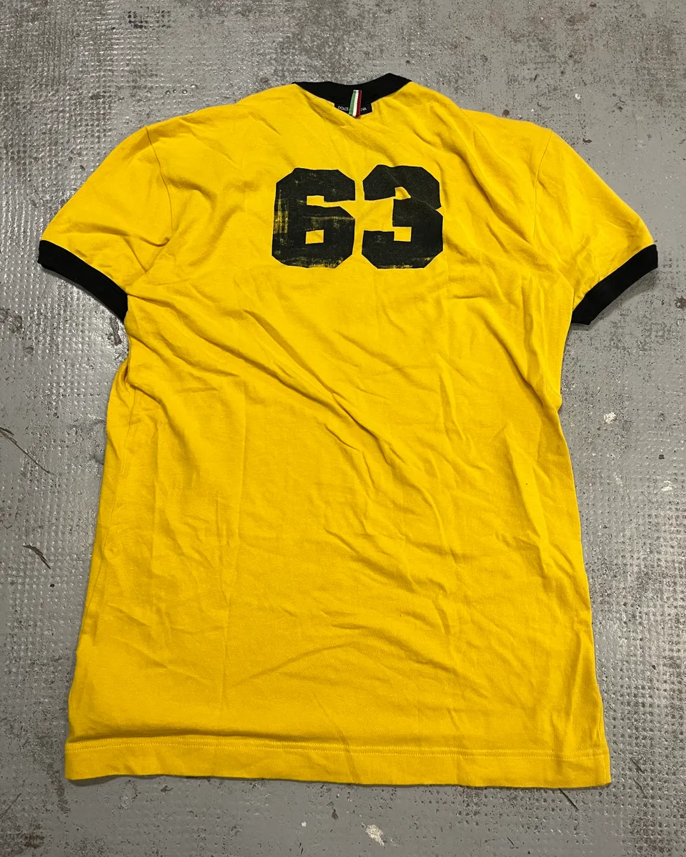 2000s Dolce & Gabbana Yellow V-Neck 63 The Best Things T-Shirt - Image 8