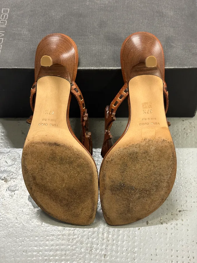 2000s Dsquared2 Brown Leather Bird Winged Sandals - Image 5