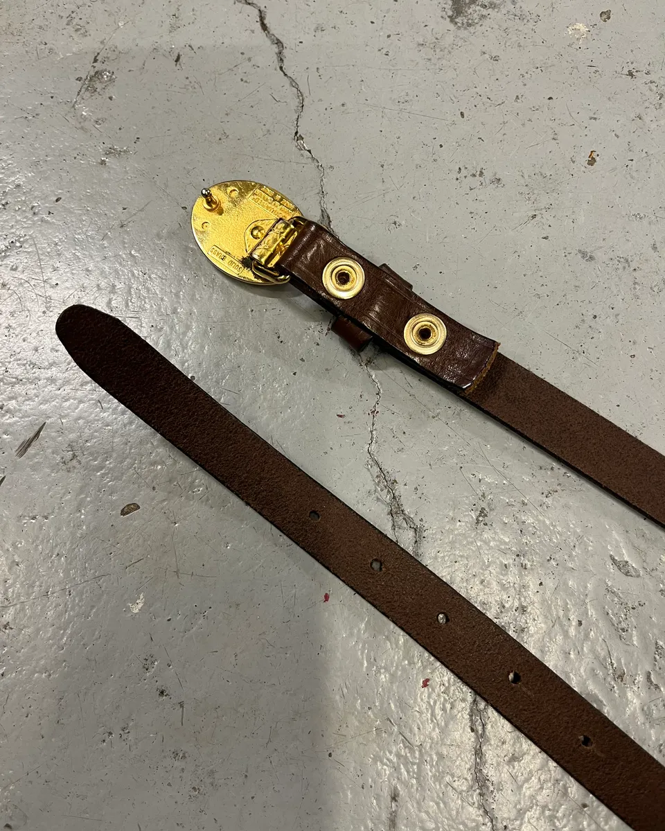 2000s Dsquared2 Brown Leather Red Oval Logo Buckle Belt - Image 8