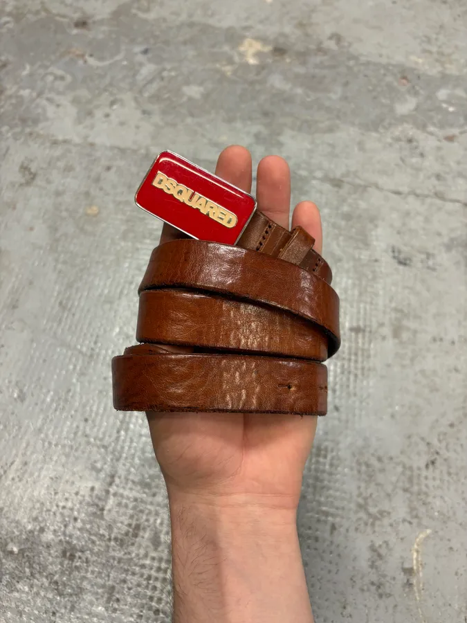 2000s Dsquared2 Red Buckle Brown Leather Belt - Image 5