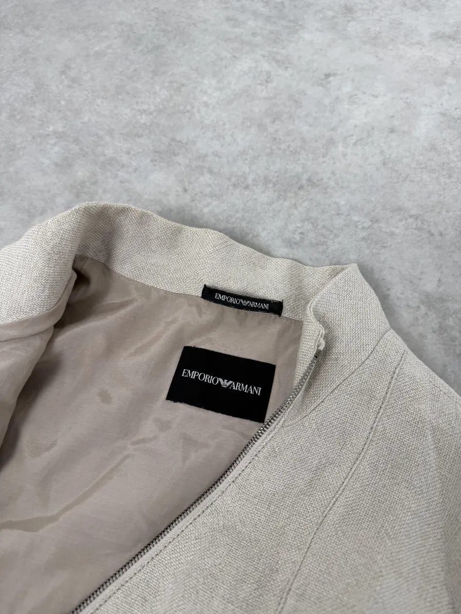 2000s Emporio Armani Asymmetrical Zip Samurai Beige Linen Jacket - Image 8