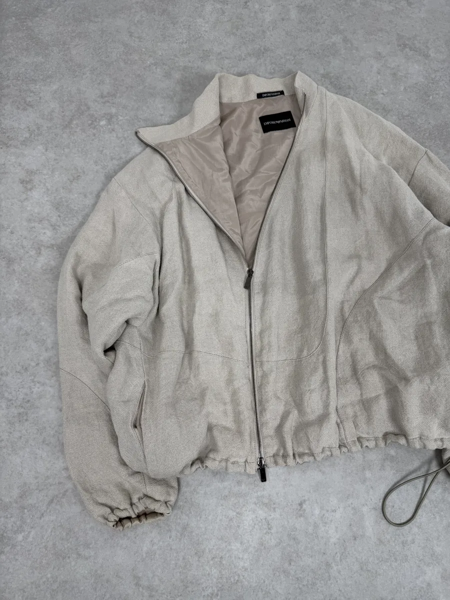 2000s Emporio Armani Asymmetrical Zip Samurai Beige Linen Jacket - Image 9