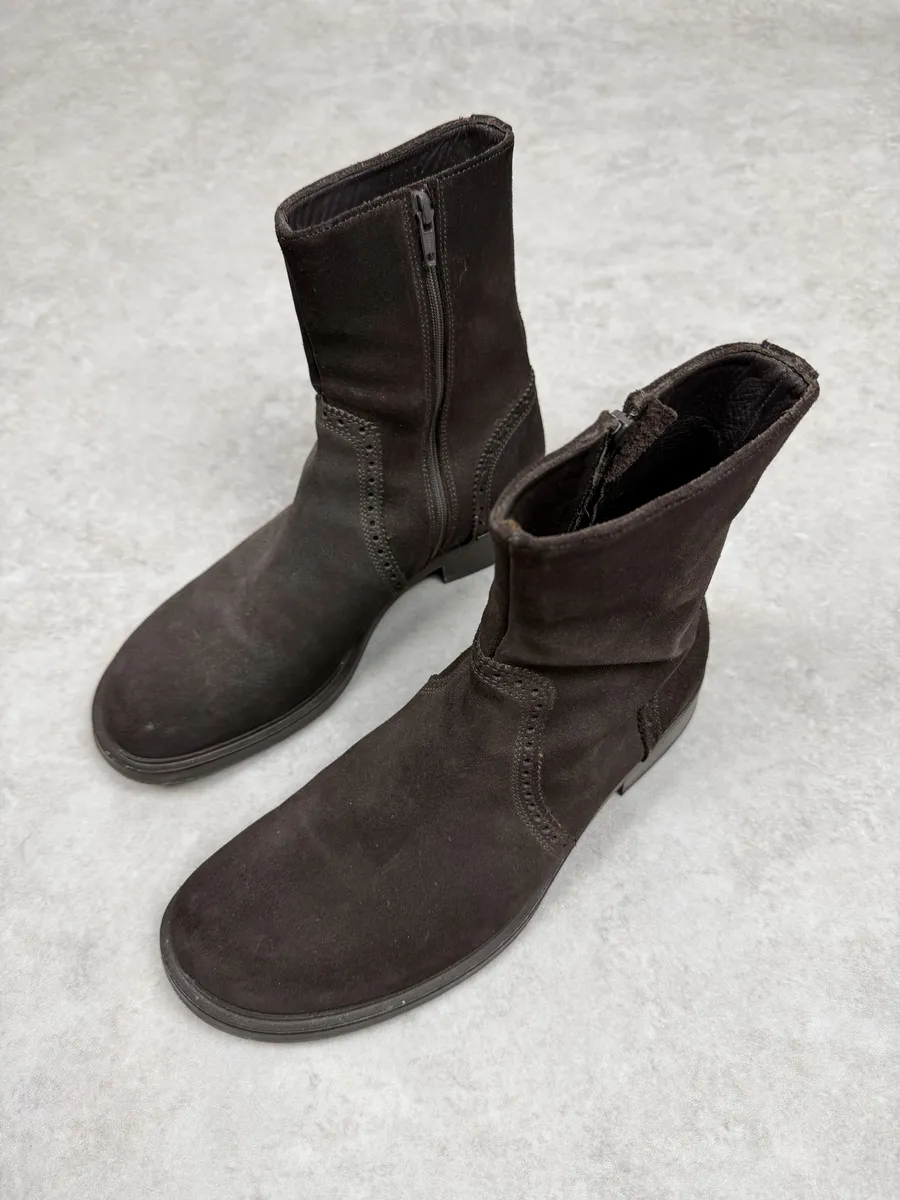 2000s Emporio Armani Brown Suede Leather Boots - Image 4