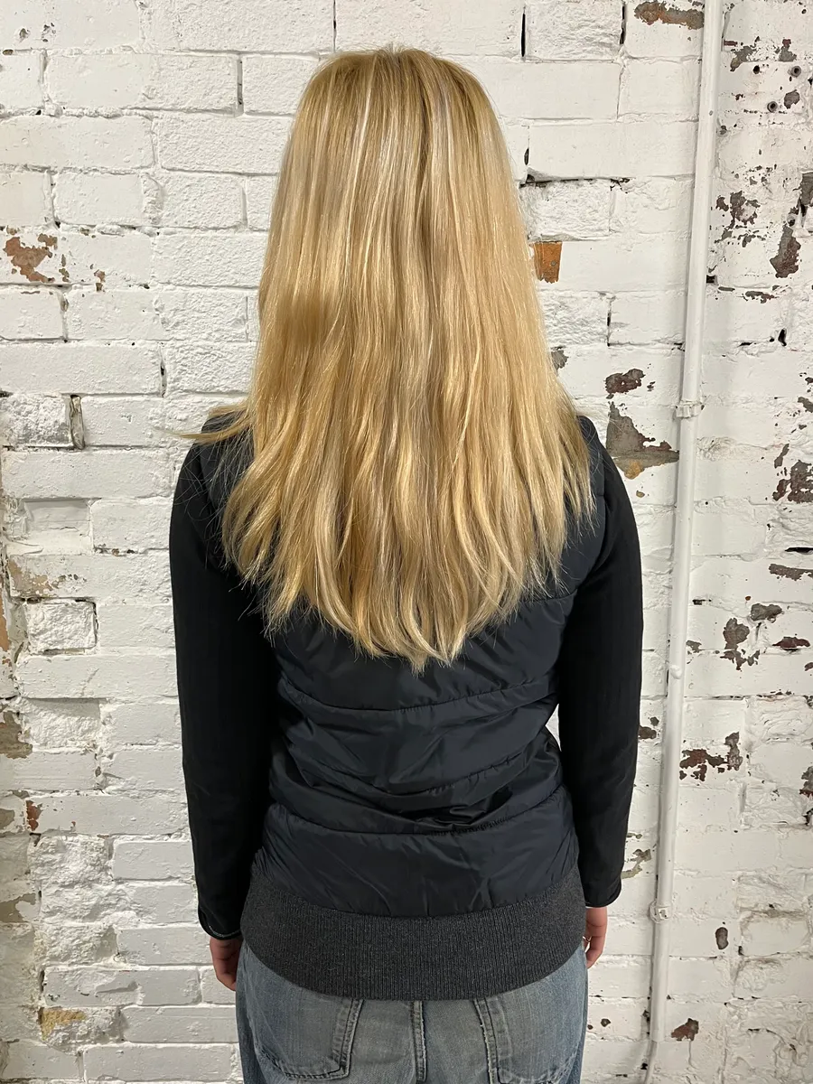 2000s Emporio Armani Grey Wool & Puffer Vest - Image 3