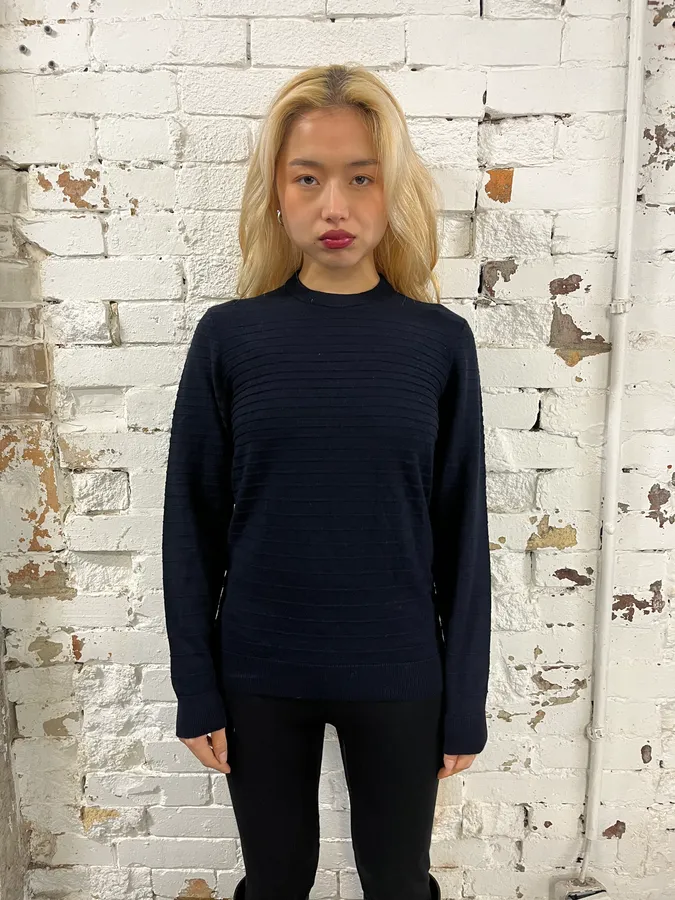 2000s Emporio Armani Line Gradient Navy Sweater - Image 2