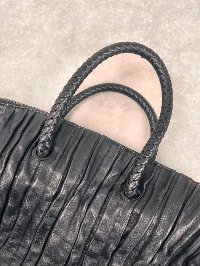 2000s Emporio Armani Pleats Black Leather Handle Bag - Image 4