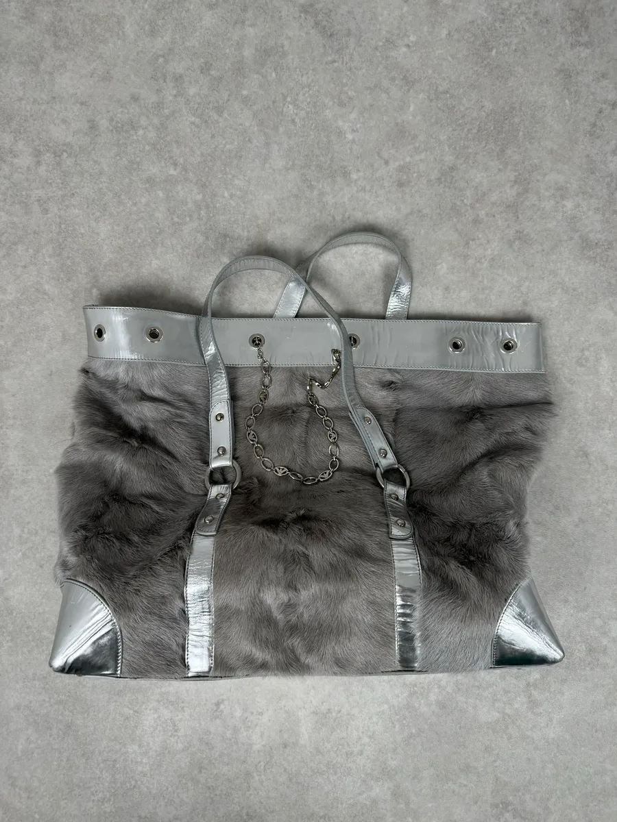 2000s Emporio Armani Silver Fur Leather Handle Bag - Image 11