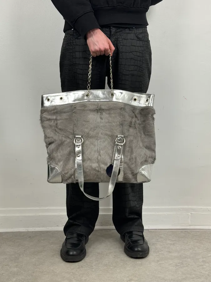 2000s Emporio Armani Silver Fur Leather Handle Bag - Image 3