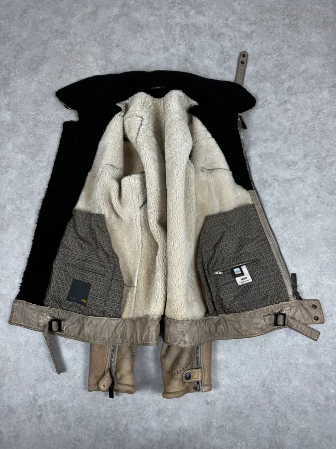 2000s Fendi Patchwork Shearling Beige Leather Jacket - Image 7