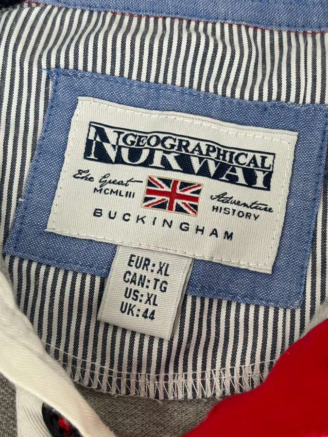 2000s Geographical Norway Grey Embroidered UK Flag Polo - Image 11