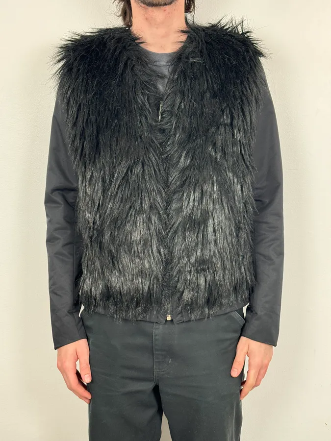2000s Gianfranco Ferré Black Faux Fur Zip-up Jacket - Image 2
