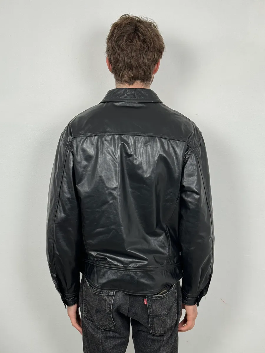 2000s Gianfranco Ferré Black Leather Trucker Jacket - Image 3