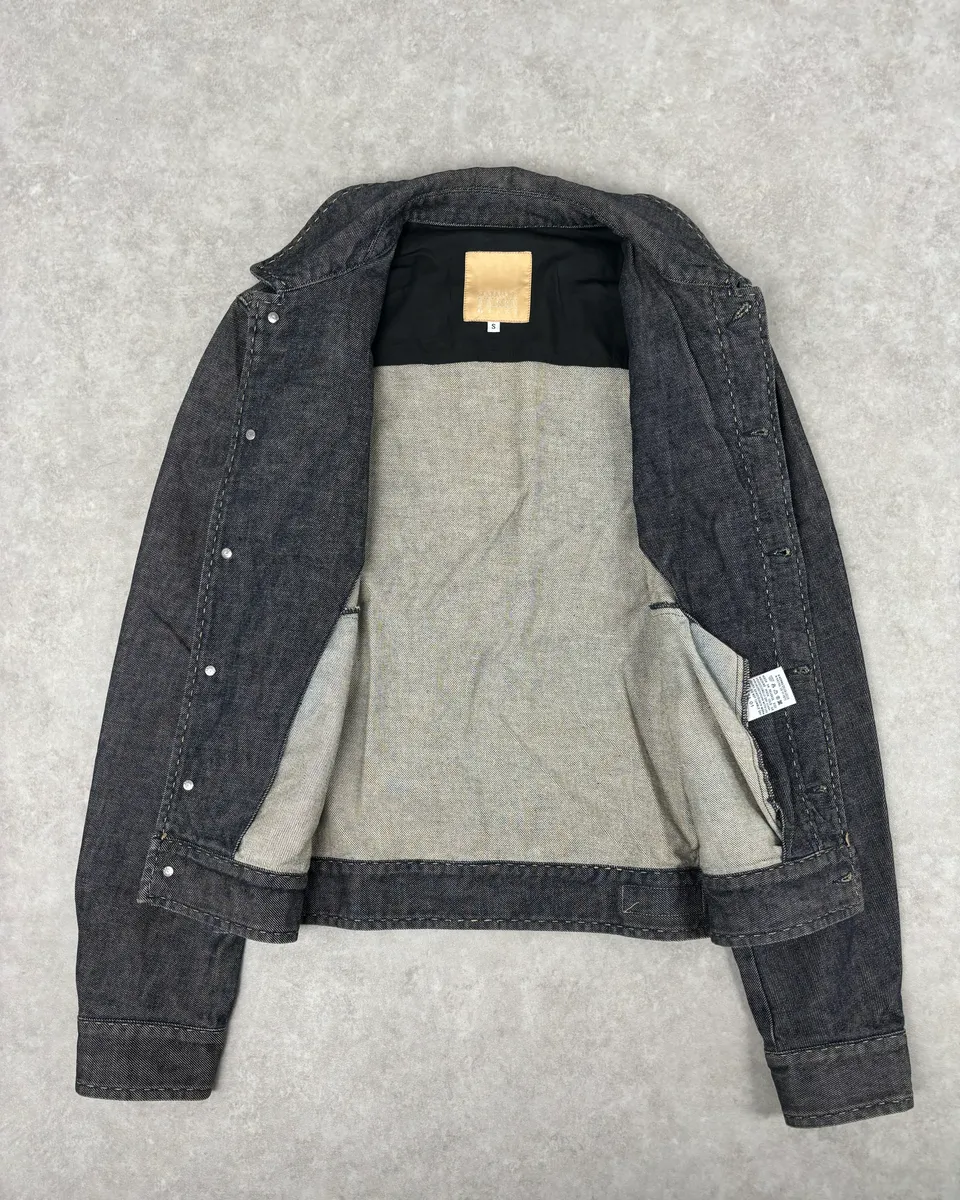 2000s Gianfranco Ferré Dark Blue Denim Jacket - Image 9
