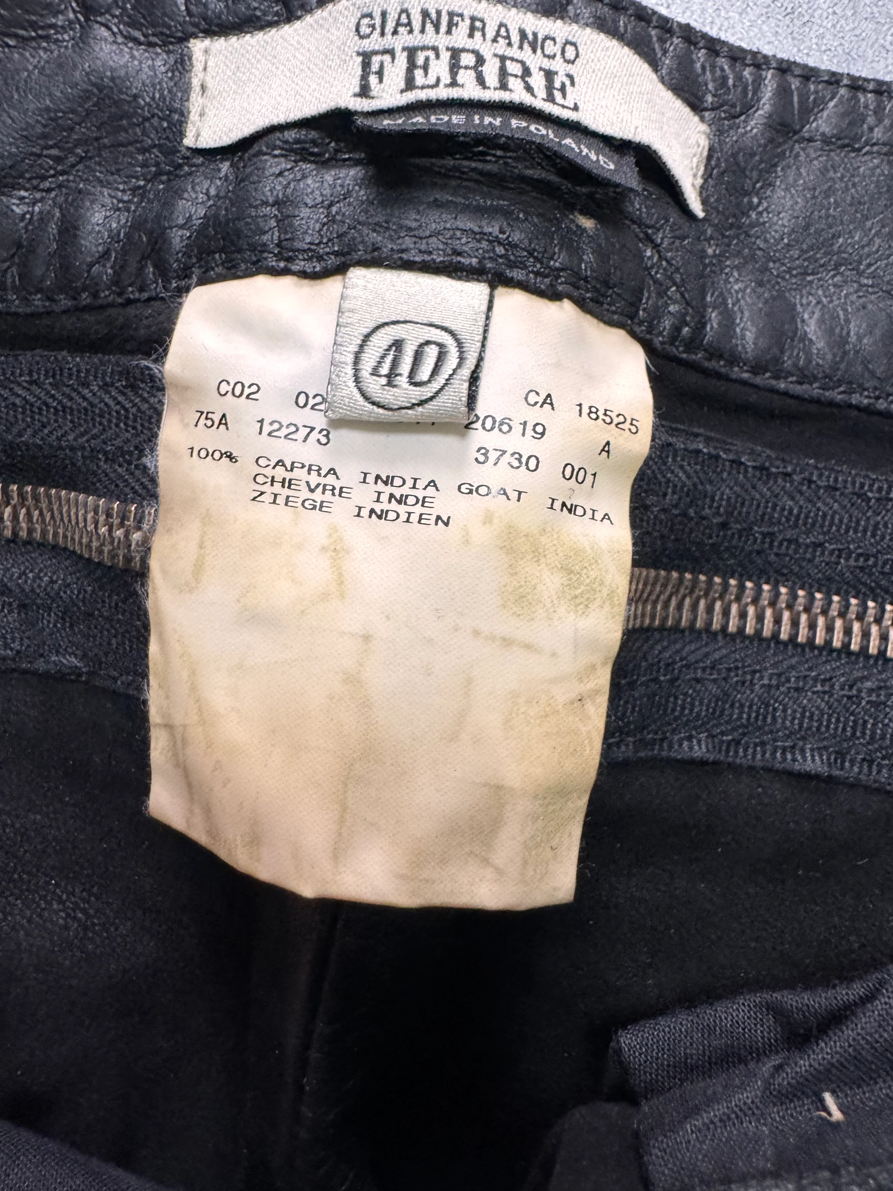 2000s Gianfranco Ferré Full Back Zip Leather Black Pants - Image 6