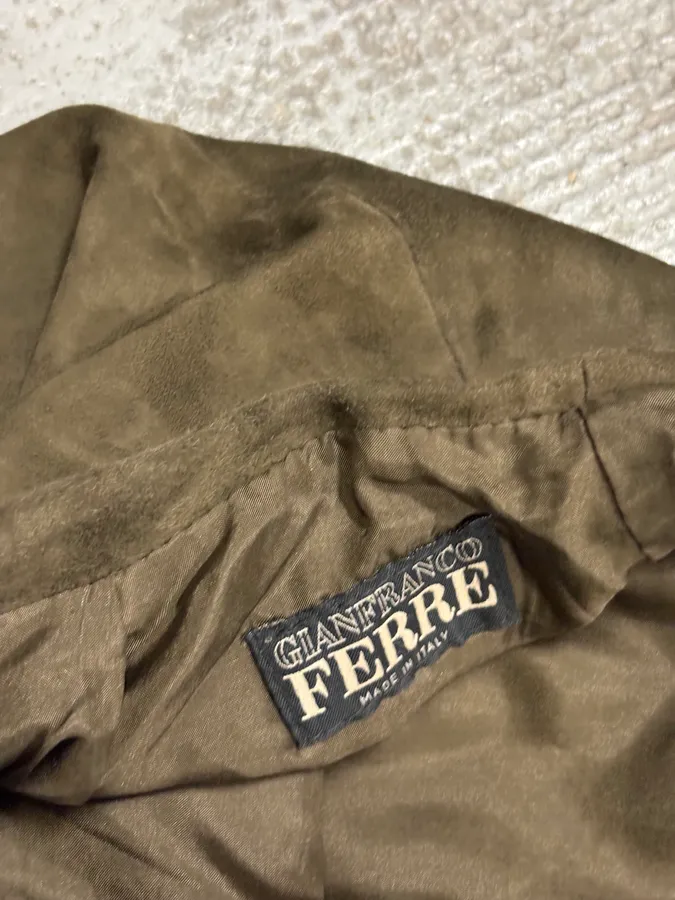 2000s Gianfranco Ferré Khaki Suede Leather Pants - Image 9