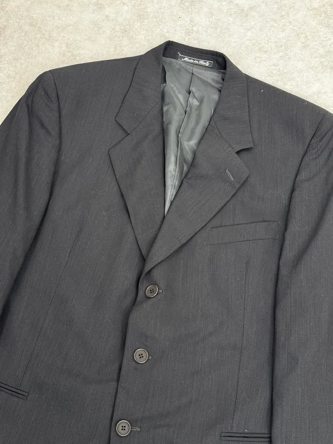 2000s Giorgio Armani Grey Wool Full Italian Suit Set - Image 15