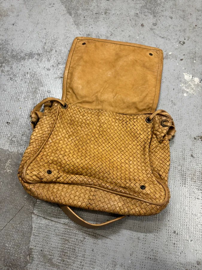 2000s Giorgio Brato Beige Woven Leather Shoulder Bag - Image 11