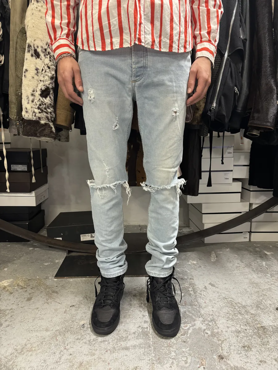 2000s Givenchy Blue Distressed Slim Denim Jeans - Image 3