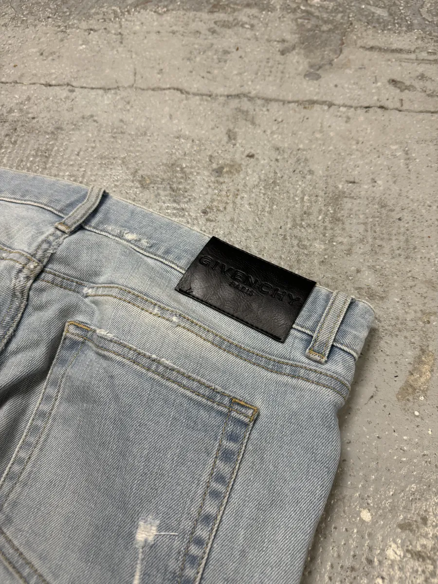 2000s Givenchy Blue Distressed Slim Denim Jeans - Image 6
