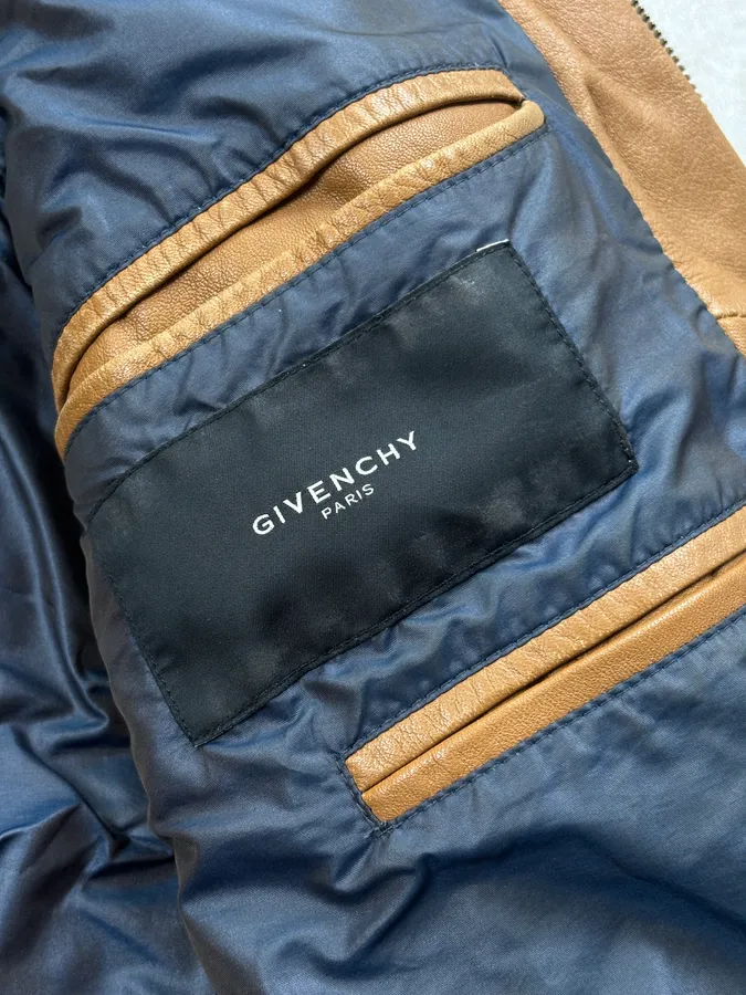 2000s Givenchy Camel Leather Jacket - Image 8