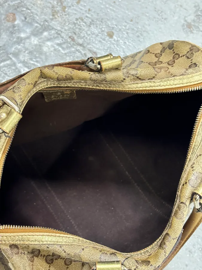 2000s Gucci Beige Monogram Canvas Tote Bag - Image 15