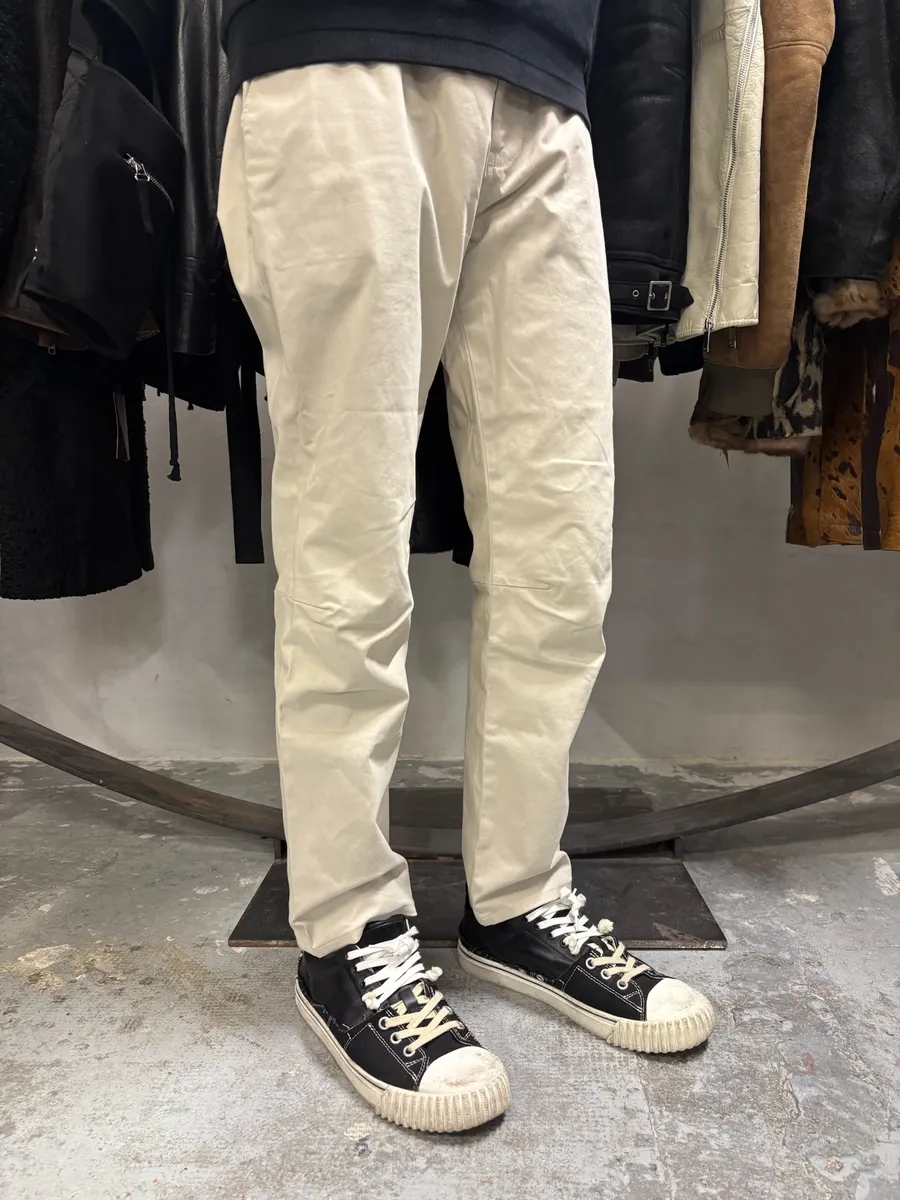 2000s Gucci Beige Pure Regular Chino Pants - Image 3