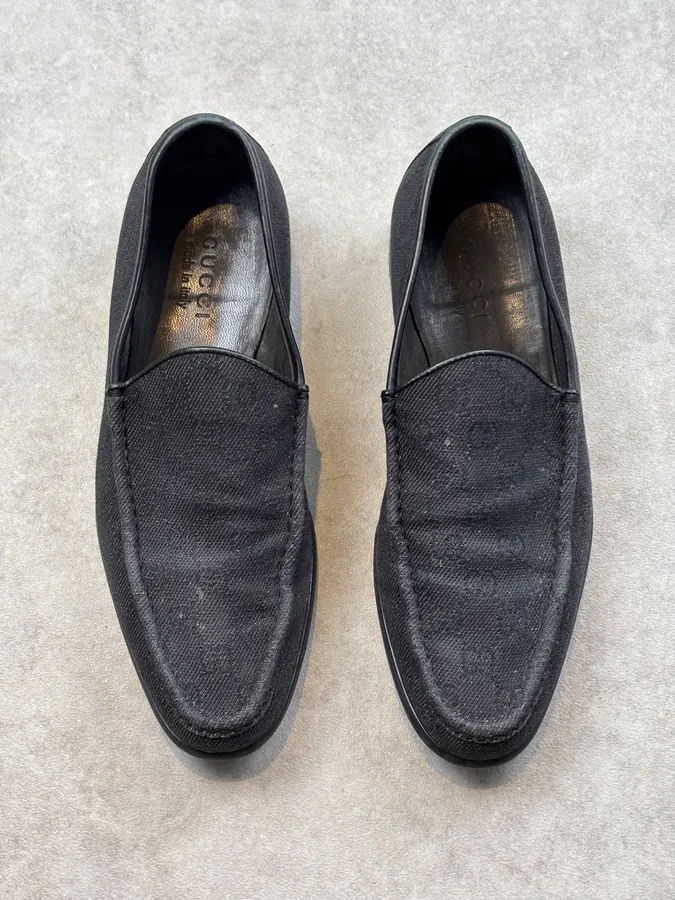 2000s Gucci Black Canvas Monogram Loafer Shoes - Image 2