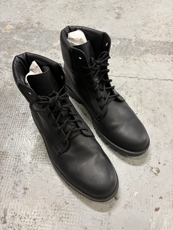 2000s Gucci Black Lace-Up Combat Leather Boots - Image 5