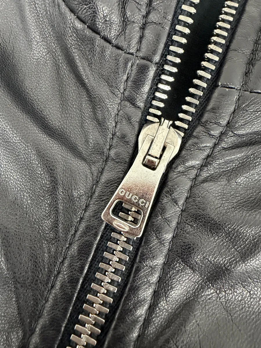 2000s Gucci Black Leather Minimalist Jacket - Image 11