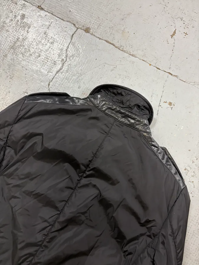 2000s Gucci Black Nylon Quilted Puffer Jacket - Image 6