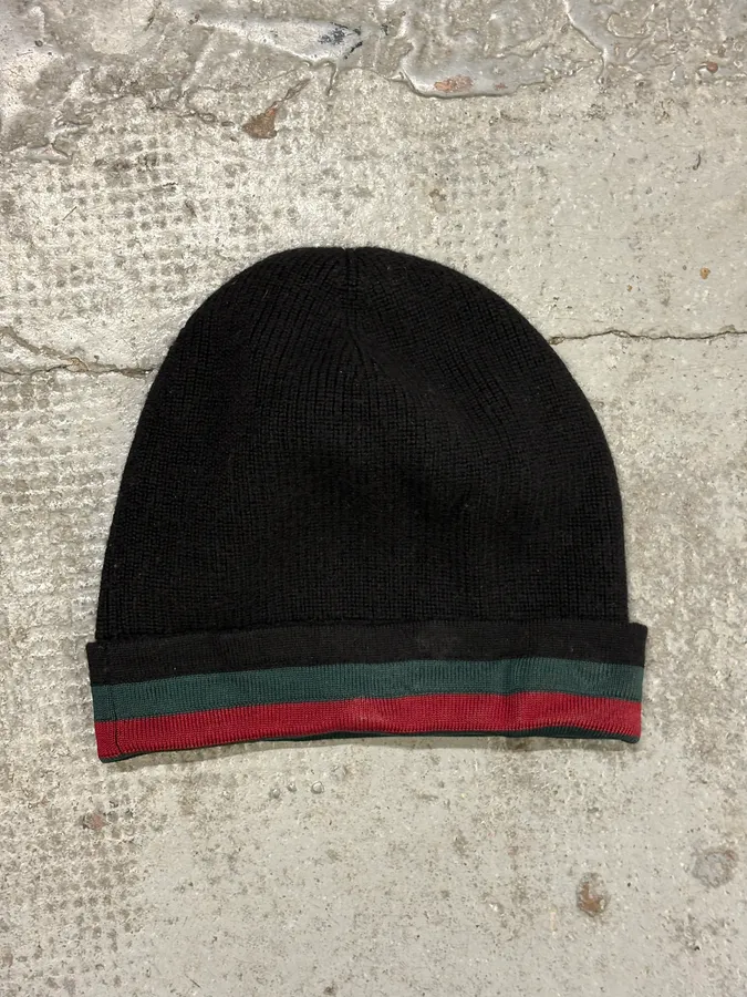 2000s Gucci Black Wool Striped Beanie - Image 5