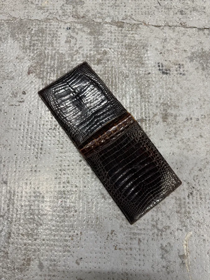 2000s Gucci Brown Crocodile Effect Leather Wallet - Image 2