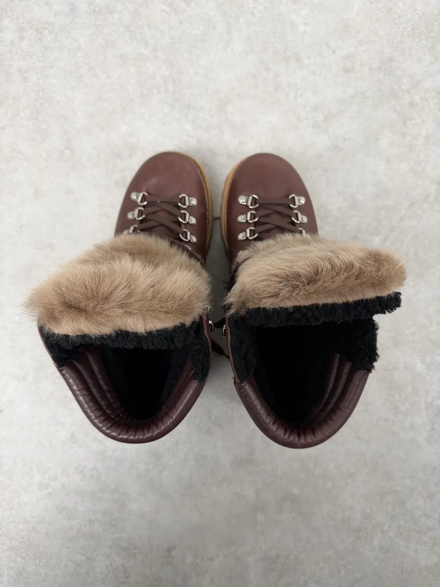 2000s Gucci Brown Fur Leather Premium Boots - Image 8
