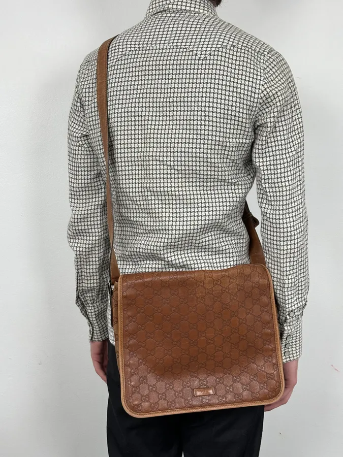 2000s Gucci Brown Monogrammed Leather Shoulder Bag - Image 3